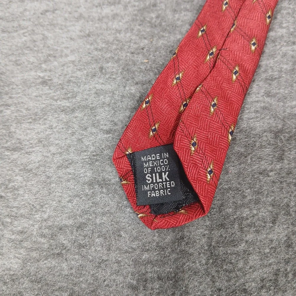 Neo Bill Blass Necktie Mens‎ One Size Red Silk Geometric Diamond Pattern Tie